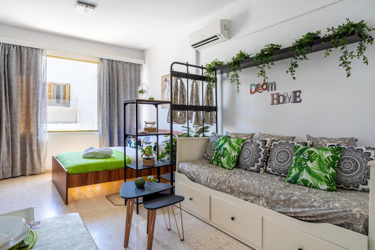 Oasis - Cozy Studio In ลาร์นาคา ภายนอก รูปภาพ
